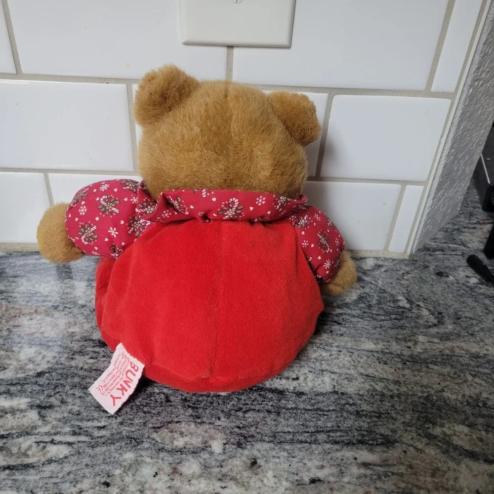 VTG Russ Berrie & Co. Russ Plush Bunky Christmas Bear Made in China Tag